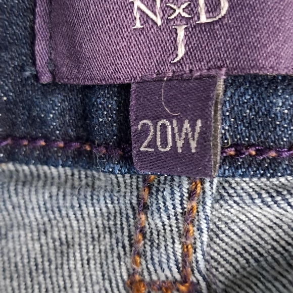 NYDJ JEANS - Picture 5 of 6
